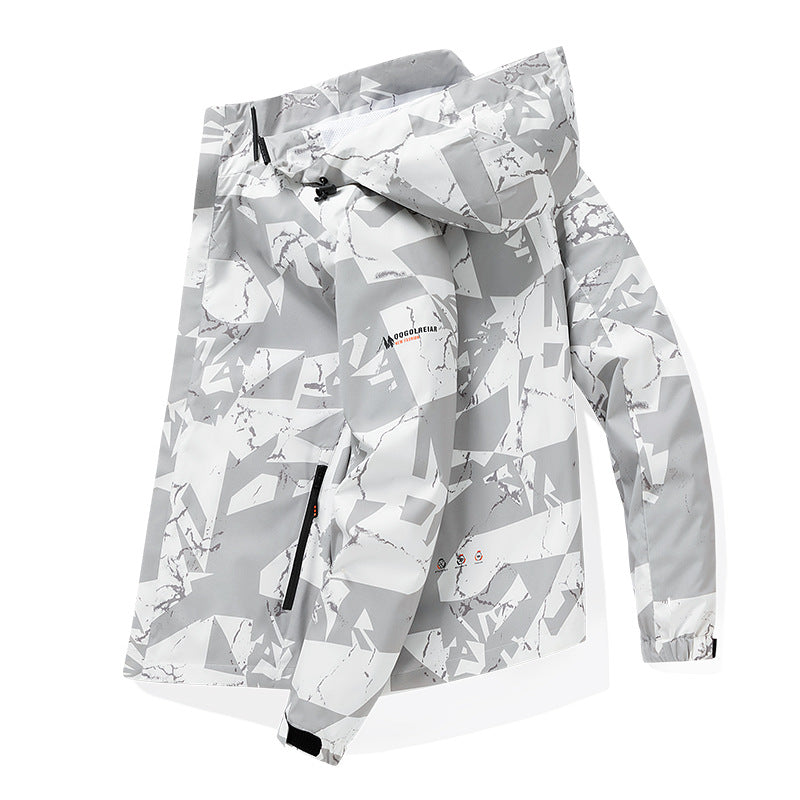 Herren Wasserabweisende Kapuzen-Softshell‑Übergangsjacke mit Camouflage‑Marmorprint, verstellbarem Saum & Reißverschlusstaschen Echoarchiv