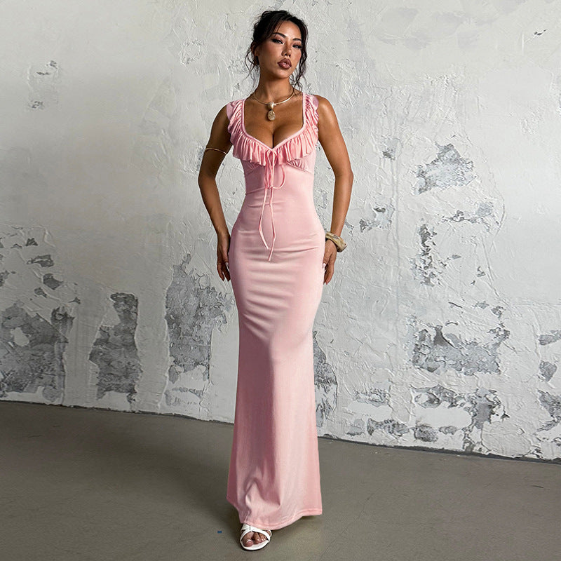 Damen figurbetontes Maxikleid mit Rüschendetails und tiefem Ausschnitt Echo Archiv