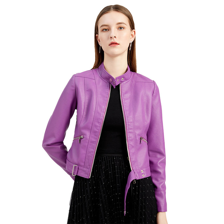 Damen nan kurze taillierte Kunstlederjacke im Racer-Stil mit Stehkragen und Reißverschlusstaschen Echo Archiv