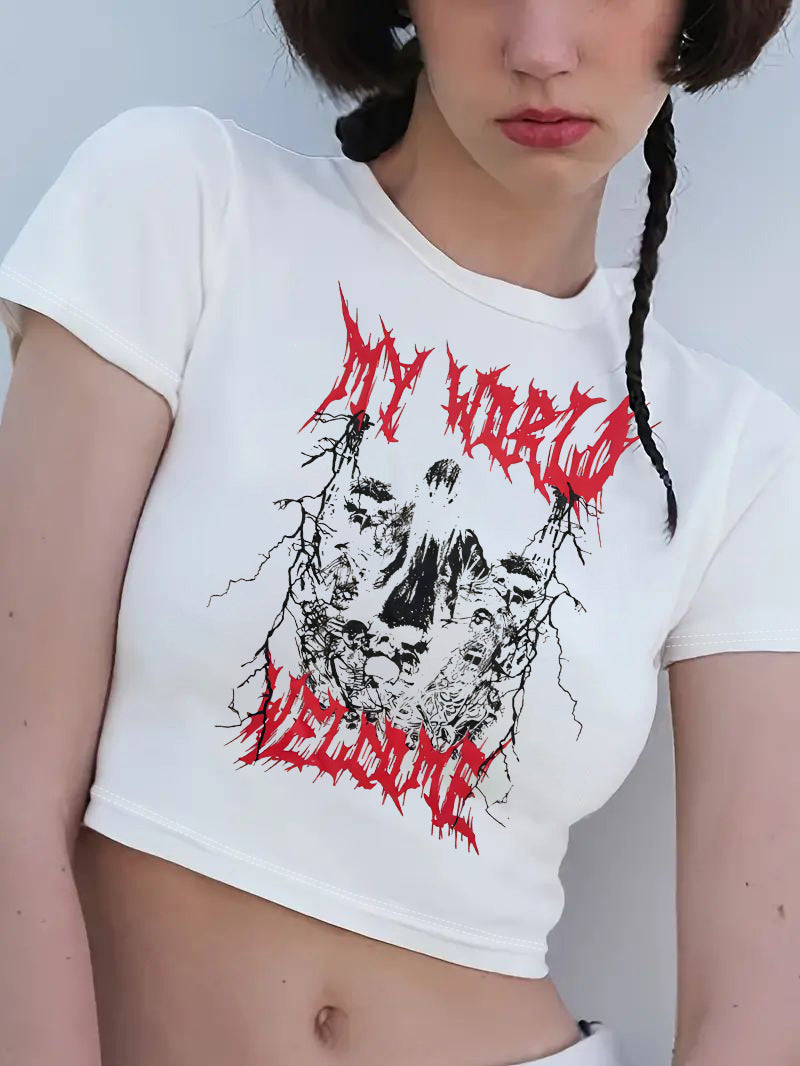 Damen Crop-T-Shirt mit kreativem Skelettdesign und inspirierendem Schriftzug Echo Archiv