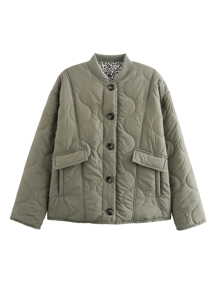 Damen 1700+ gestepptes Cropped‑Blousonjacke im Boxy‑Cut mit Rundhals, Knopfleiste und Pattentaschen Echo Archiv