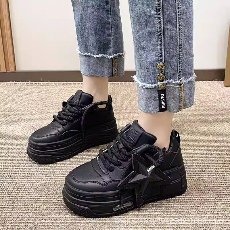 Damen Sportliche Sneakers mit modischem Sternen-Motiv und innovativer Dämpfung Echo Archiv