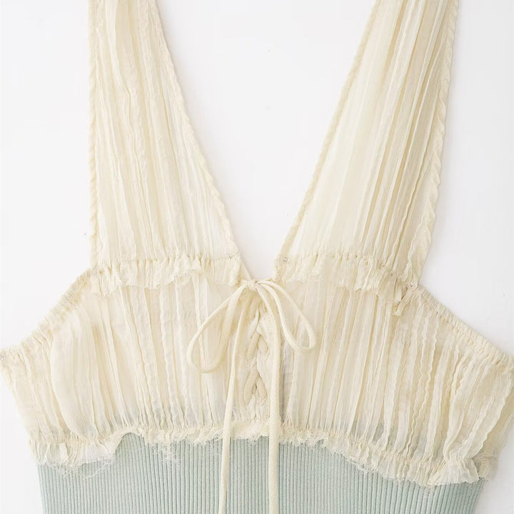 Damen Top mit raffinierten Rüschendetails und zartem Schnitt Echo Archiv