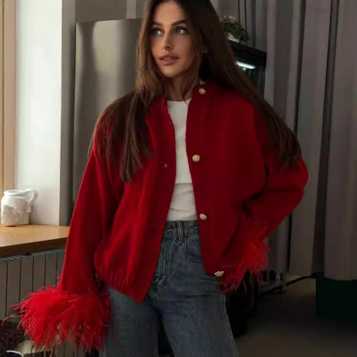 Damen 300+ Cropped Strickjacke mit Fransenärmeln und Perlenknopfleiste Echo Archiv