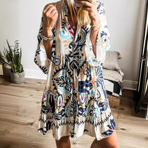 Damen Lässiges Stufenkleid mit Tellerrock und Trompetenärmeln – Avérine