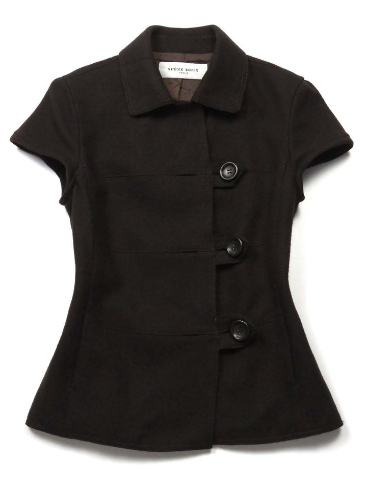 Damen Figurumspielende Kurzarmjacke mit Knopfdetails Echo Archiv