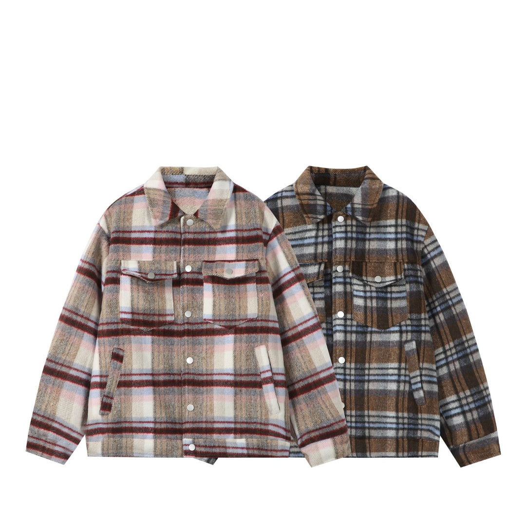 Damen Kurz geschnittene karierte Overshirt‑Jacke aus Wollmix mit Druckknopf‑Front und Pattentaschen Echoarchiv