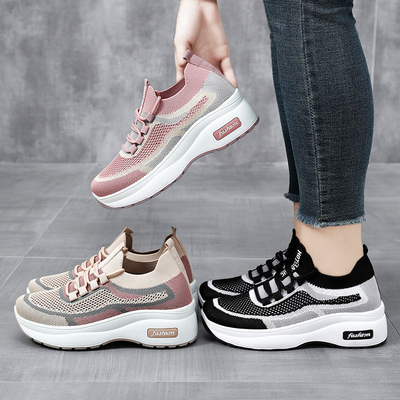 Damen Sportliche Sneakers mit atmungsaktiver Strick-Oberfläche und flexibler Sohle Echo Archiv