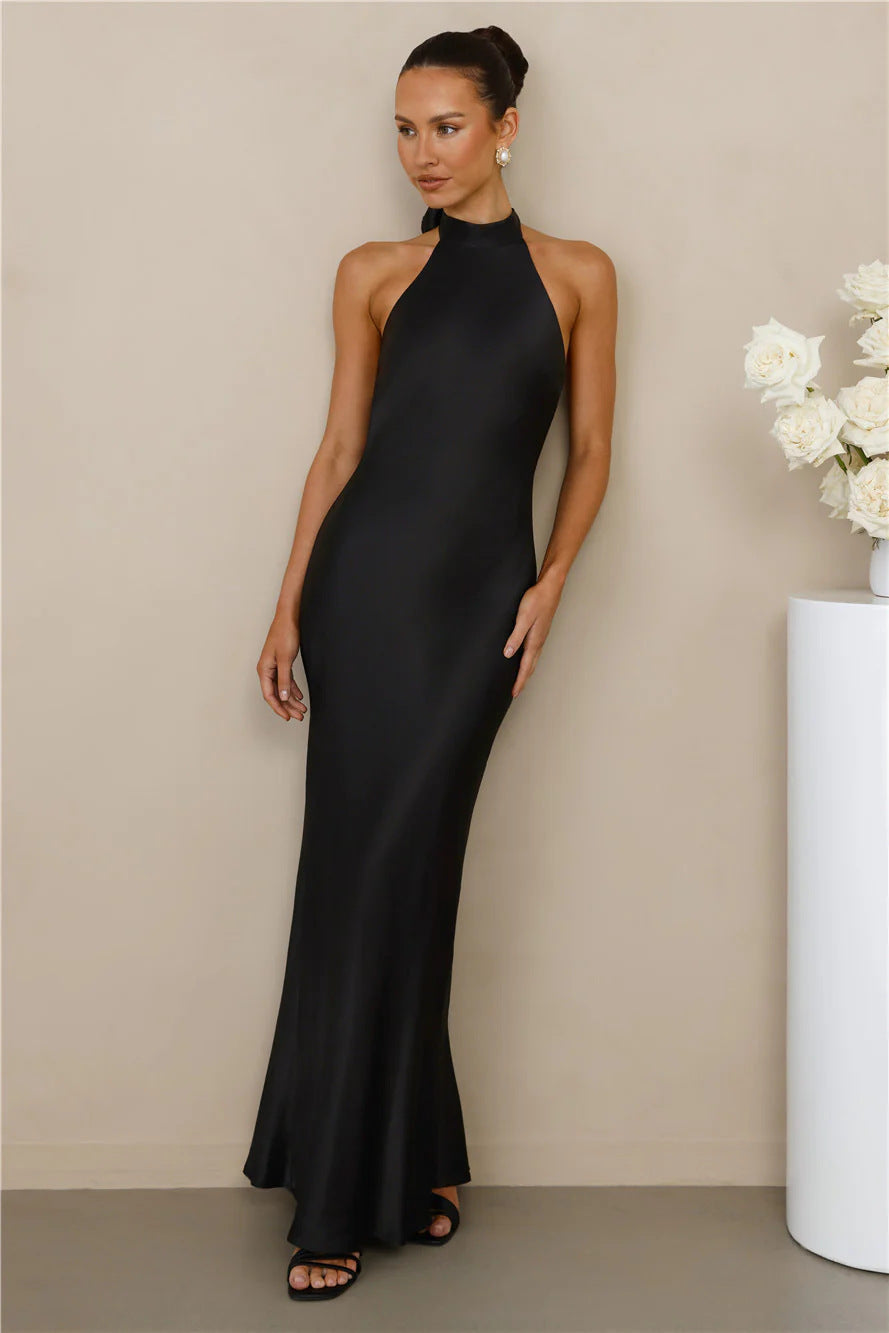 Damen Elegantes Maxikleid mit hochgeschlossenem Design und schimmerndem Satin-Finish Echoarchiv