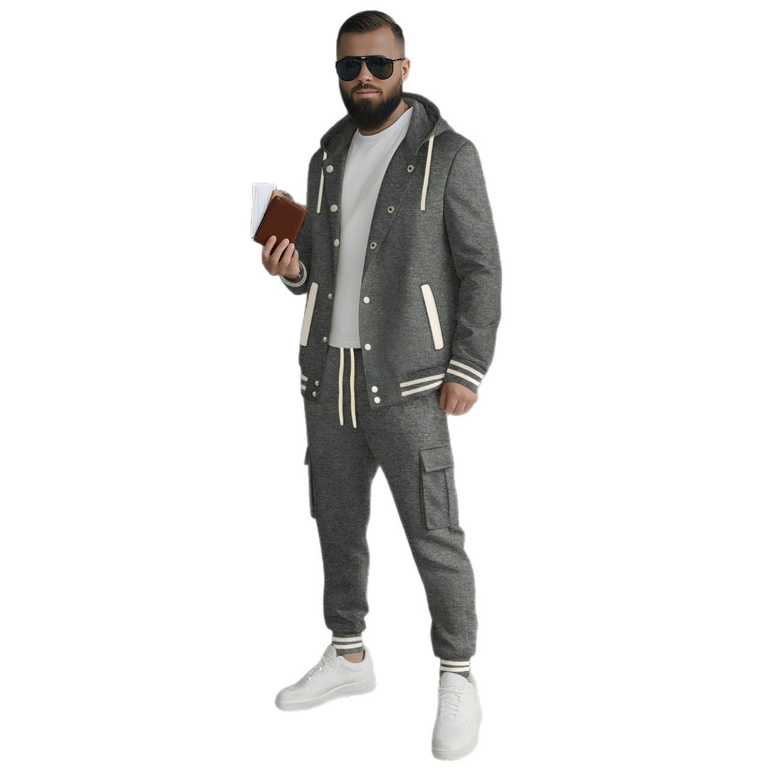 Herren sportliches Freizeit-Set mit Kapuzenjacke und Jogginghose Echoarchiv