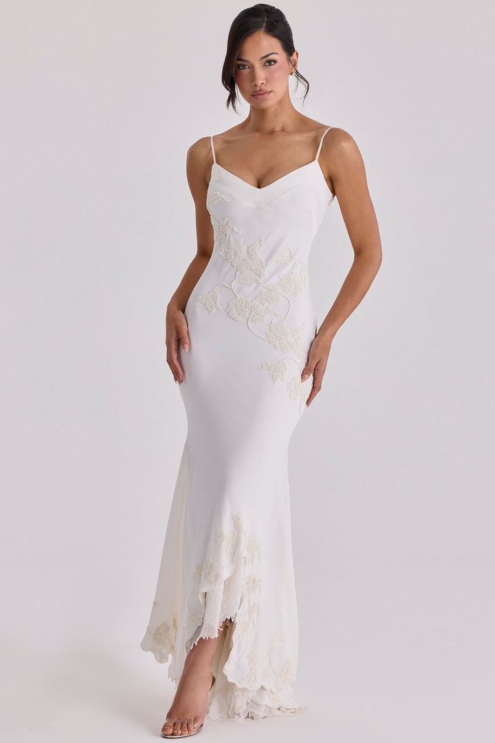 Damen Elegantes Abendkleid mit floralem Spitzenbesatz Echo Archiv