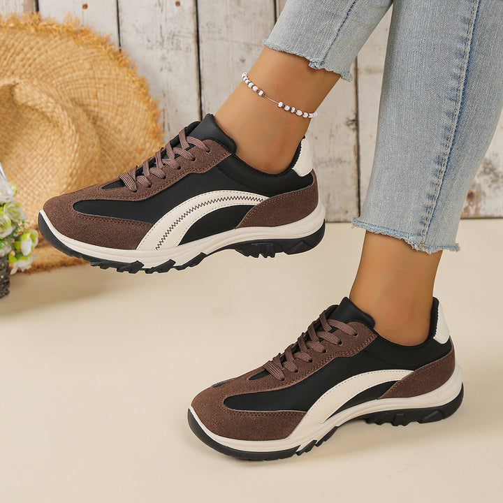 Damen sportliche Keil-Sneaker mit Velours-Overlays, profiliertem Trailsohle und gepolstertem Memory-Fußbett Echo Archiv