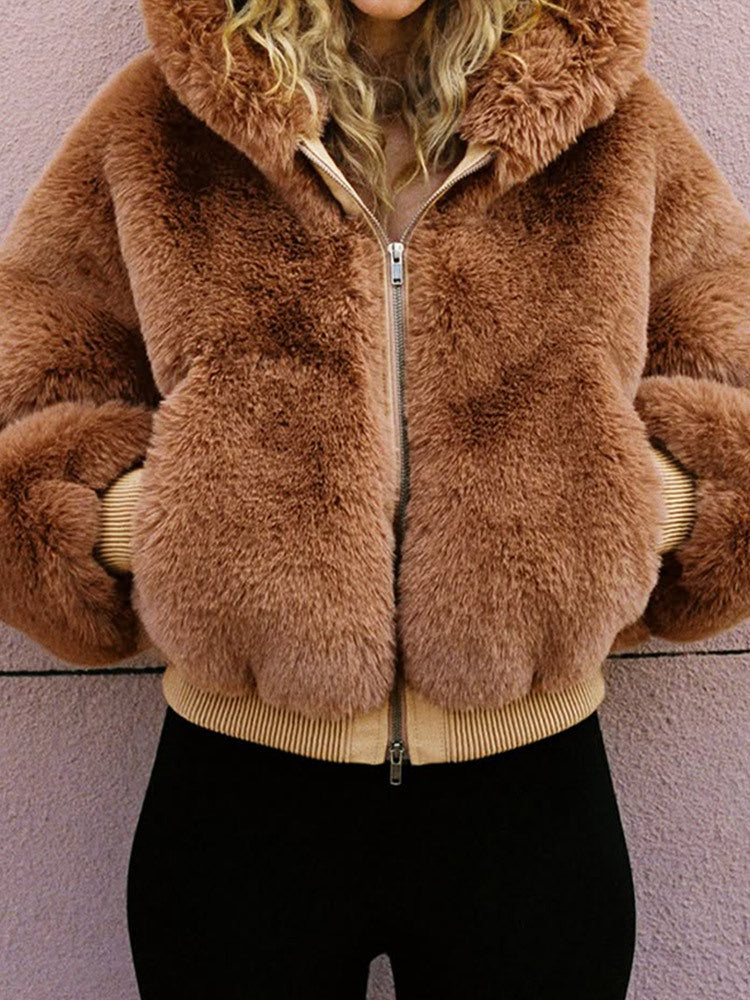 Damen Kurze Teddy-Fauxfur-Bomberjacke mit Kapuze, breitem Rippsaum und Zweiwege-Reißverschluss Echoarchiv