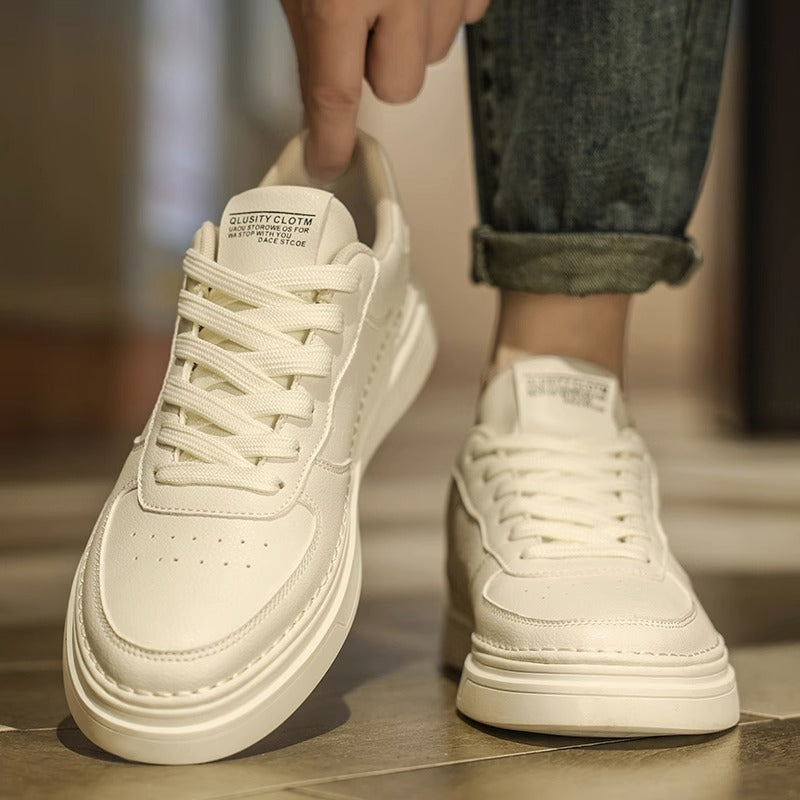 Unisex minimalistische Lederoptik Plateau-Sneaker mit gepolstertem Fersenkragen und stoßdämpfender Leichtsohle – Norré
