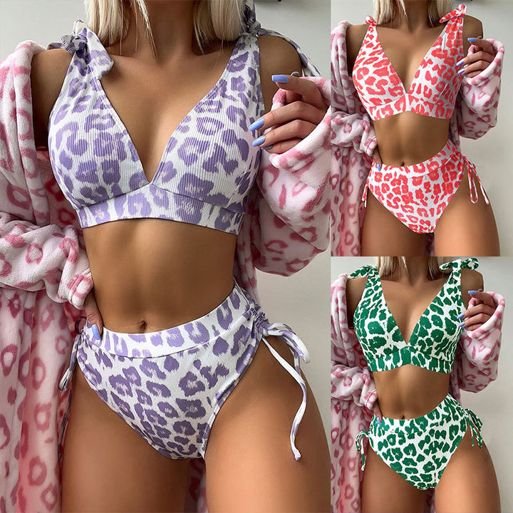 Damen Hochgeschnittener Bikini mit sportlichem Design und verspielten Bindebändern Echo Archiv