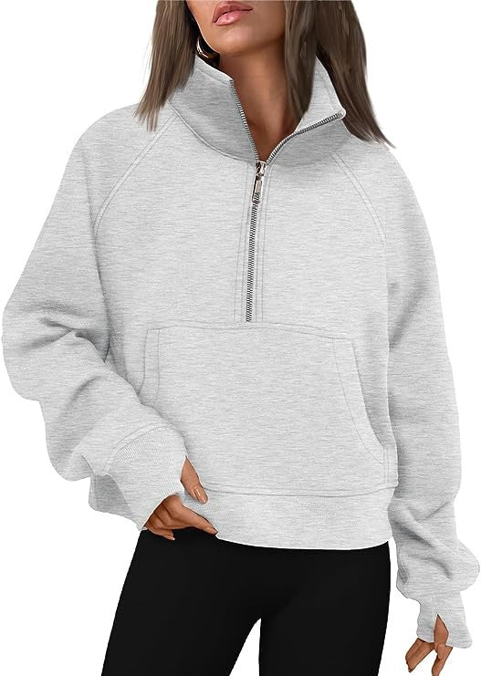 Damen nan cropped Halbzip-Sweatshirt mit hohem Stehkragen, Kängurutasche und überschnittener Schulter Echo Archiv