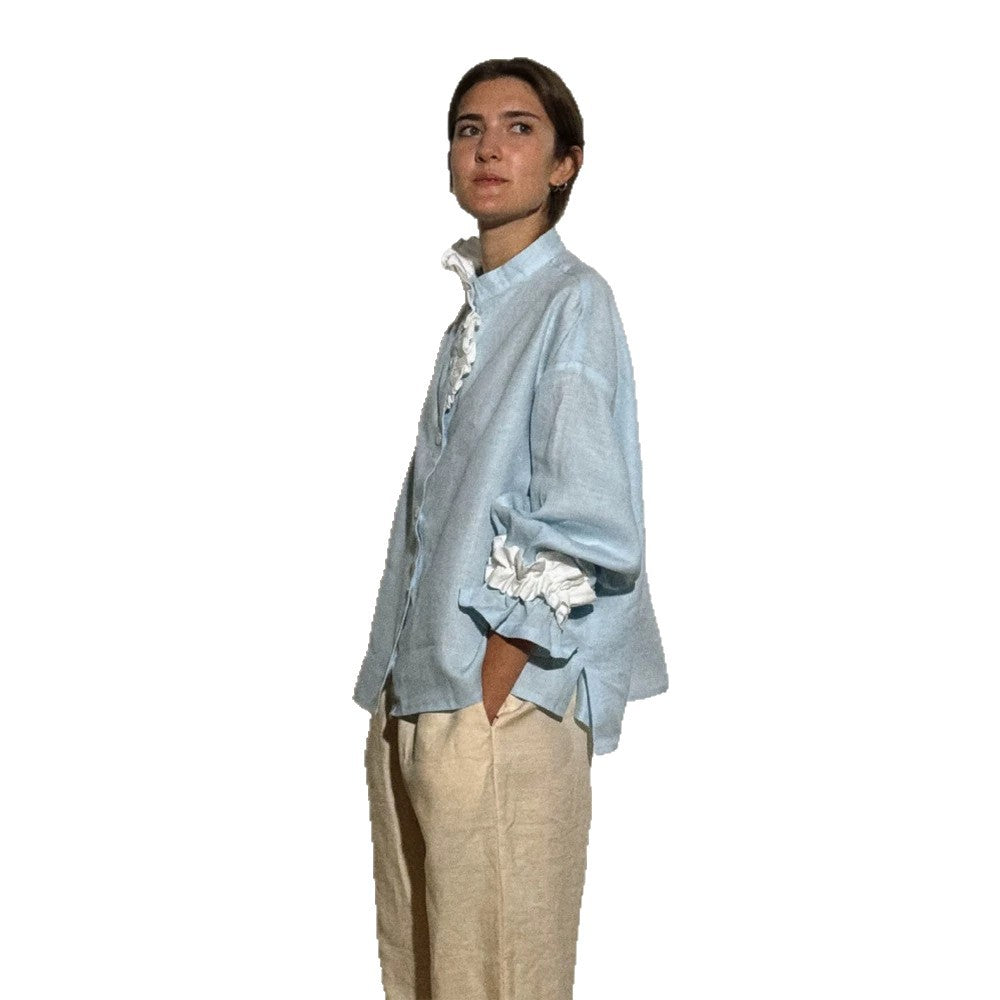 Damen Leichte Leinenbluse mit Stehkragen, oversizeder Silhouette und gerafften Manschetten Echoarchiv