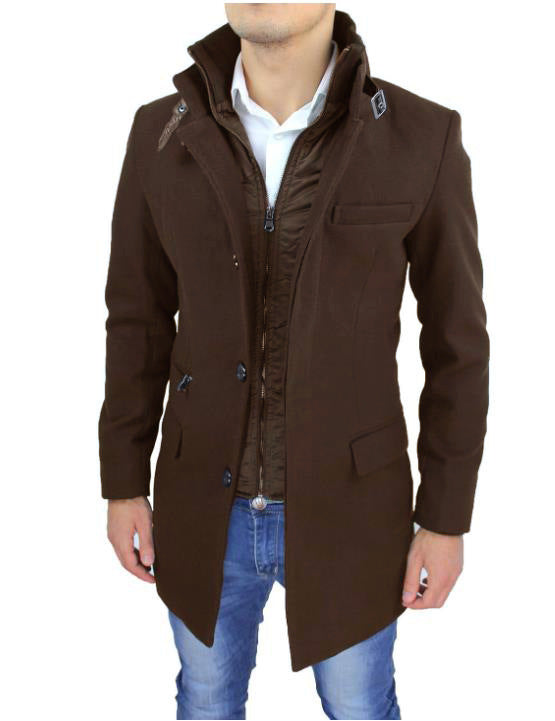 Herren modischer Warmjacke mit innovativem Innenfutter Echoarchiv