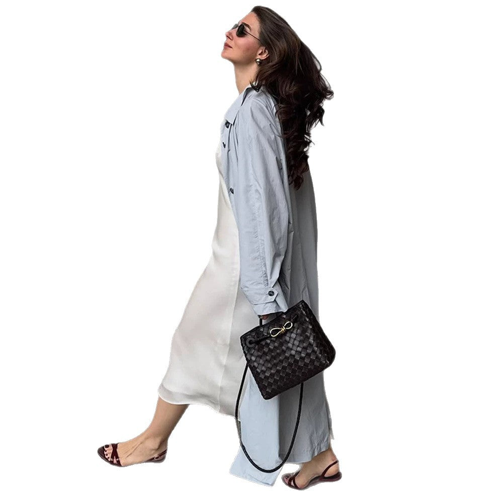 Damen Leichter langer Trenchcoat aus technischem Material mit verdeckter Knopfleiste und lockerem Fall Echoarchiv