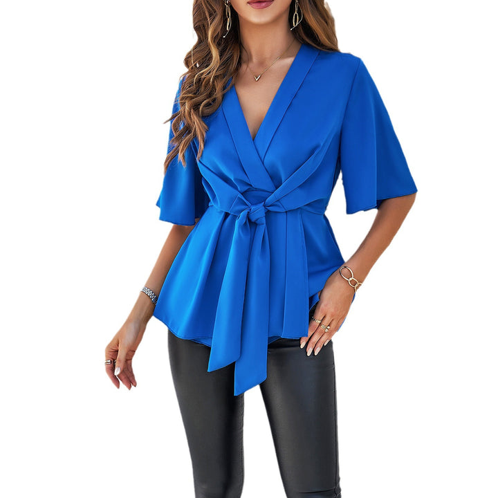 Damen Wickelbluse mit modernen Ärmeln und Knotendetail Echo Archiv