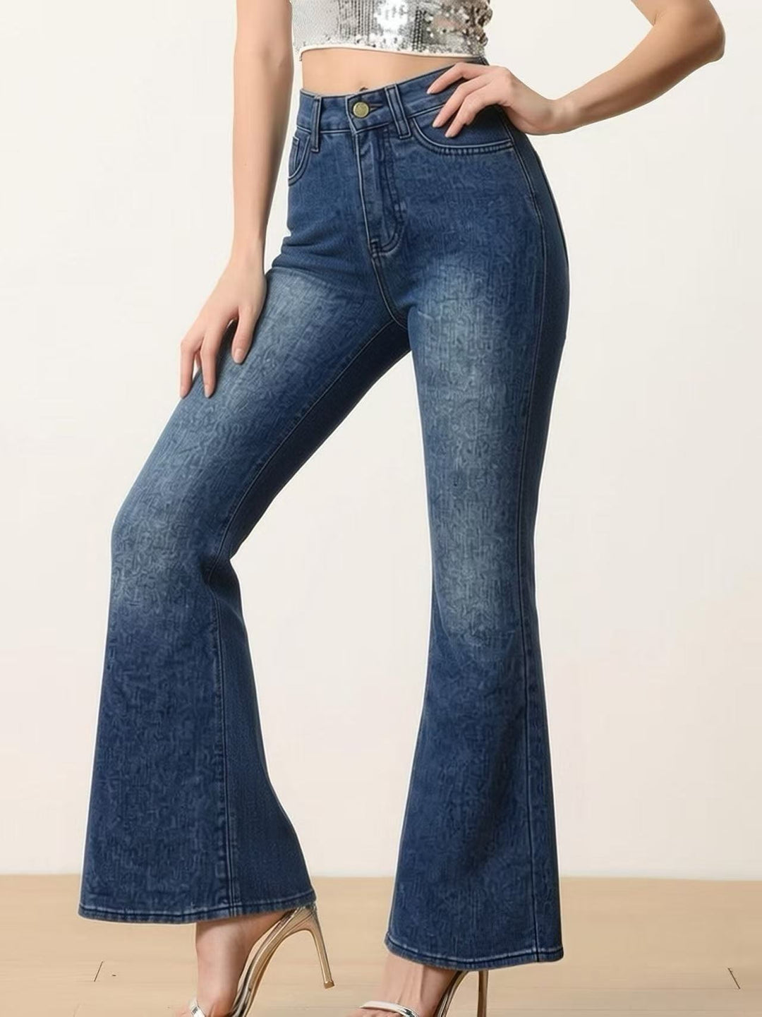Damen Flared Jeans mit hohem Bund und einzigartigem Strukturdesign Echo Archiv