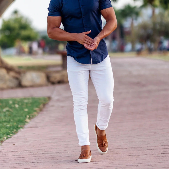 Herren nan Slim-Fit Stretch-Chino mit schmal zulaufendem Bein und dezenten Eingrifftaschen Echo Archiv