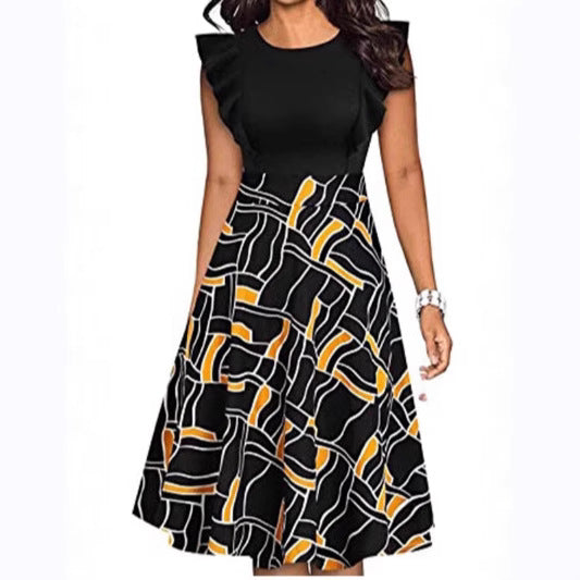 Damen elegantes Sommerkleid mit Rüschendetails und floralem Muster Echo Archiv