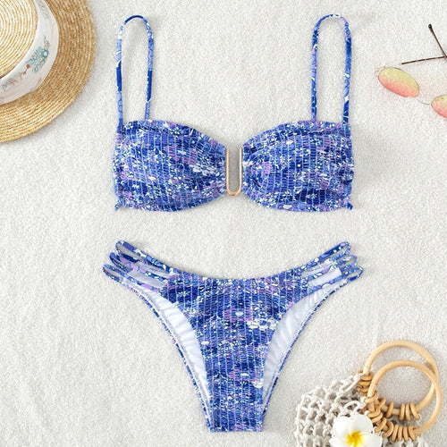 Damen Bikini-Set mit verspieltem Mustermix und modernen Schnürdetails Echo Archiv