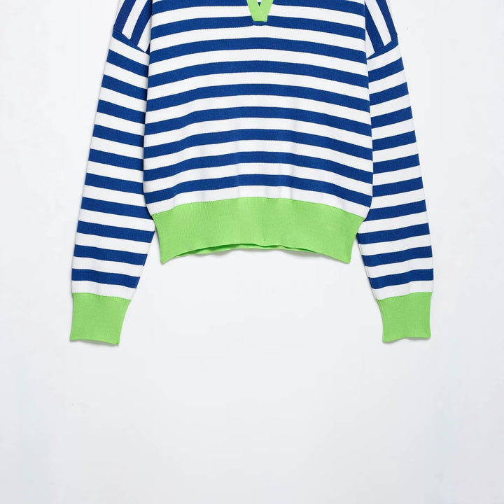 Damen Gestreifter Strickpolo-Sweater mit V-Ausschnitt und breitem Rippbund Echo Archiv