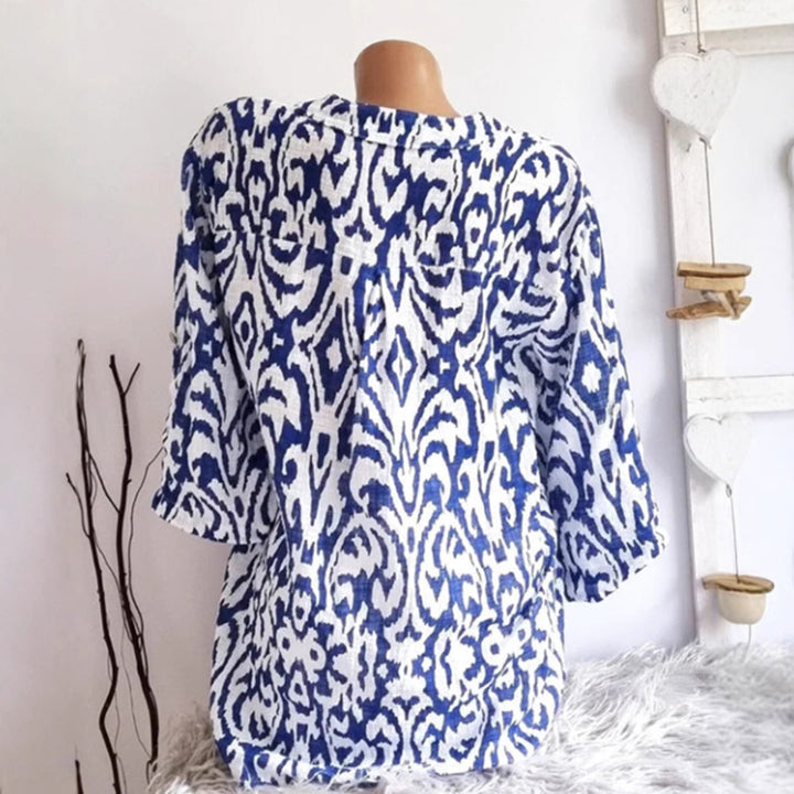 Damen nan locker geschnittene Tunika-Bluse mit Ikat‑Muster, V‑Ausschnitt und Dreiviertelärmeln Echo Archiv
