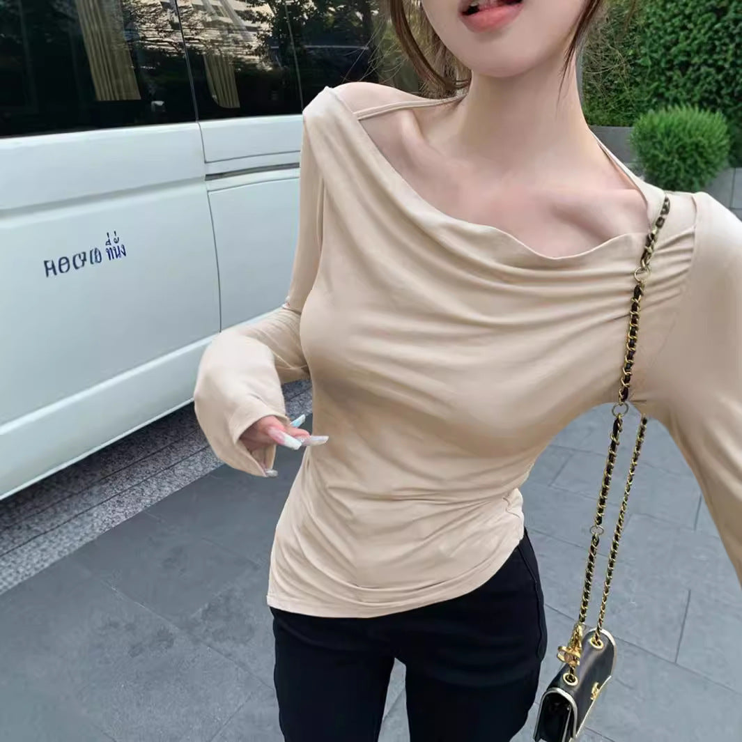 Damen schulterfreies Cowl-Longsleeve mit feinen Spaghettiträgern und sculptender Taillenpassform – Avérine