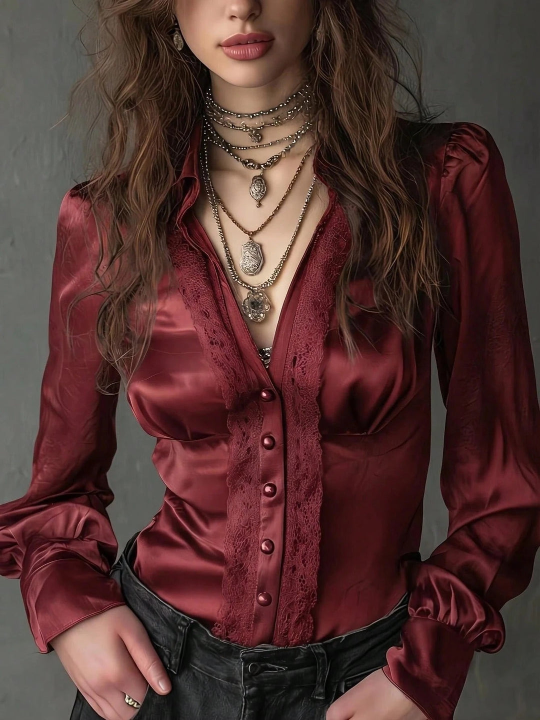 Damen Taillierte Satinbluse mit Spitzenpasse, Knopfleiste und Puffärmeln Echo Archiv