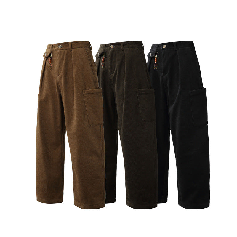 Herren Weite Cord‑Cargohose mit Bundfalten, aufgesetzten Beintaschen und Relaxed‑Fit Echo Archiv
