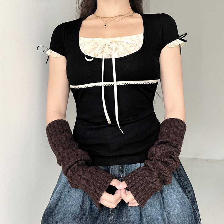 Damen Elegantes Spitzenoberteil mit raffinierten Schnürdetails Echo Archiv
