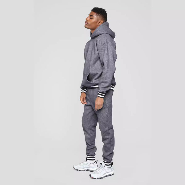 Herren Sportliches Sweatshirt und Jogginghose Set Echoarchiv