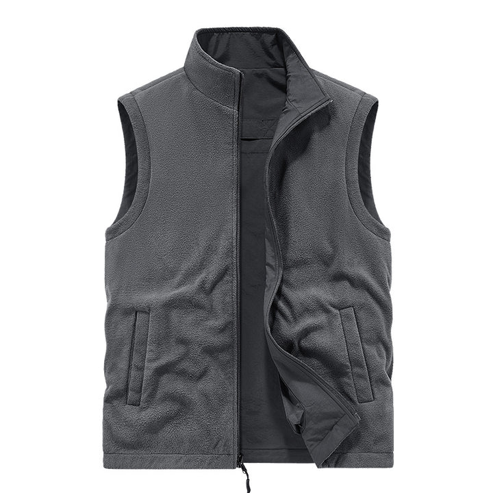 Herren Wattierte Utility-Weste mit Fleece-Innenfutter, Mehrfach-Taschen und Stehkragen Echoarchiv