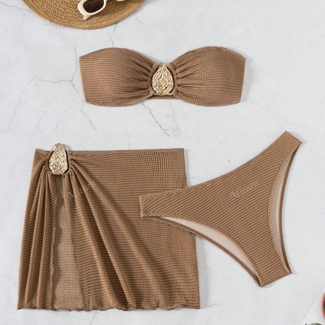 Damen Bikini-Set mit verziertem Wickelrock und elegantem Bandeau-Oberteil Echo Archiv