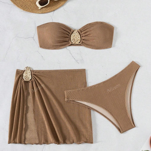 Damen Bikini-Set mit verziertem Wickelrock und elegantem Bandeau-Oberteil Echo Archiv