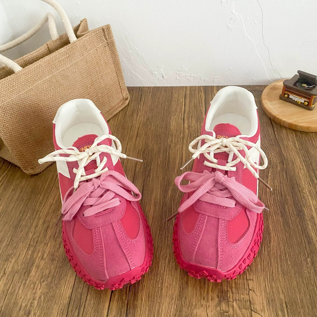Damen Fashion-Sneaker mit grober Traktionssohle und Materialmix aus Velours und Glattleder – Névara