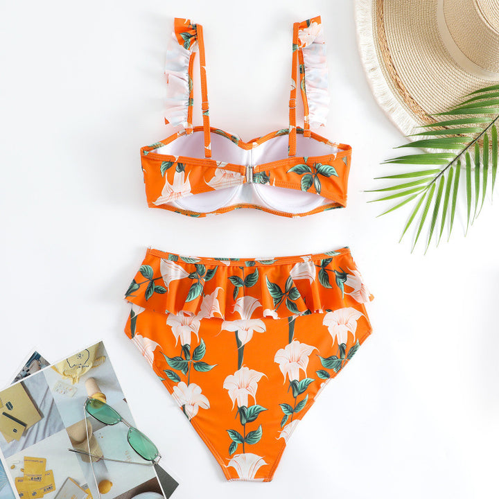 Damen Bikini-Set mit floralem Rüschendesign und elegantem Wickelrock Echo Archiv