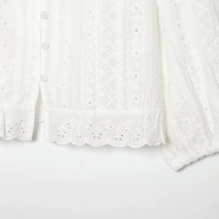 Damen Baumwoll-Spitzen-Cardigan mit V‑Ausschnitt, Knopfleiste und Ballonärmeln Echo Archiv
