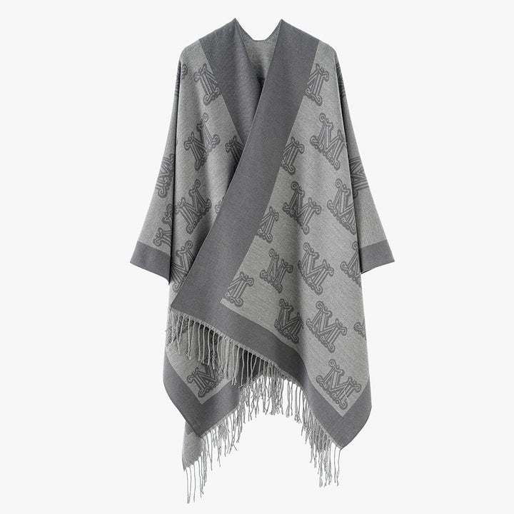Damen Jacquardponcho mit Monogramm-Allover und Fransensaum – Avérine
