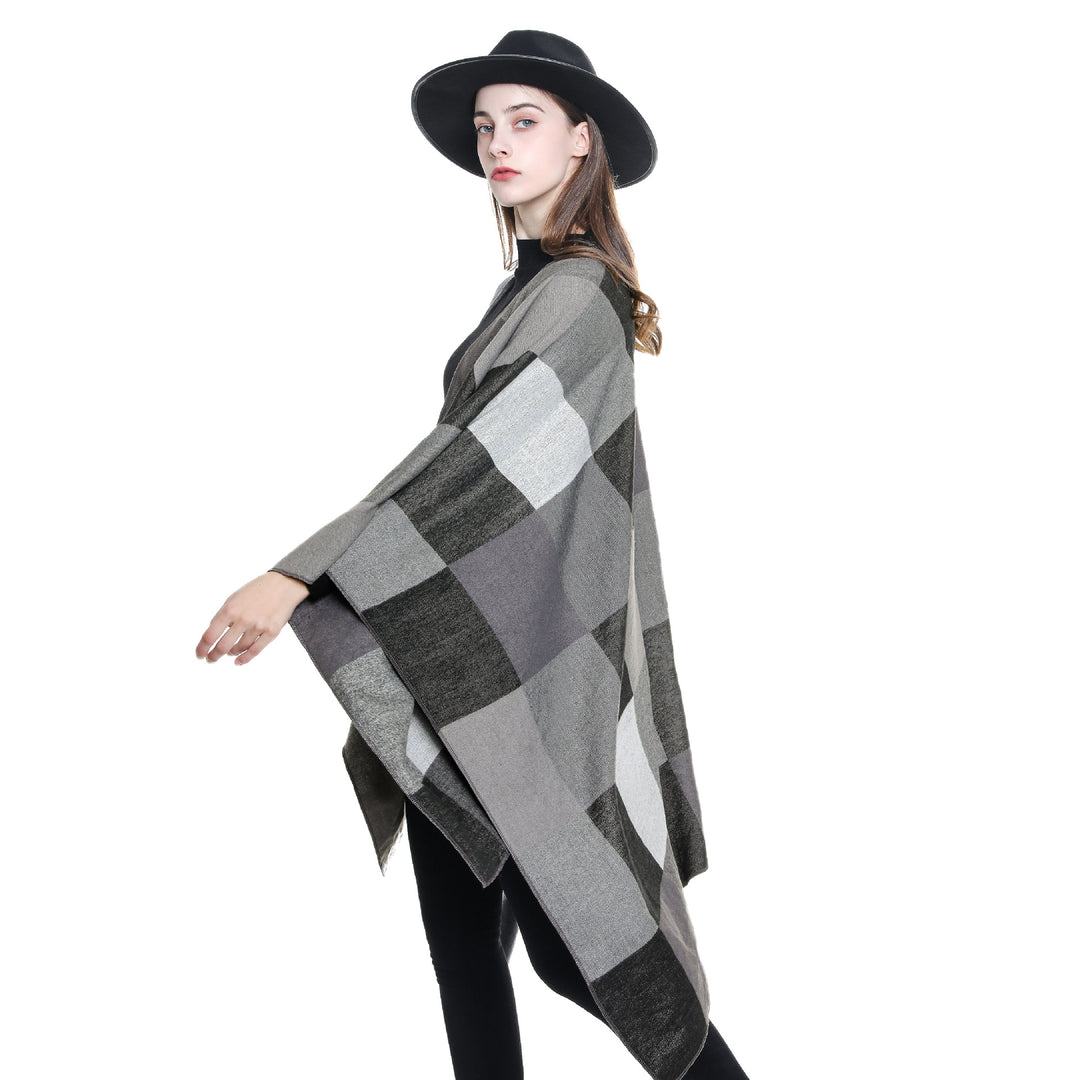 Damen Leichter Jacquard-Poncho mit geometrischem Muster und asymmetrischem Saum – Avérine