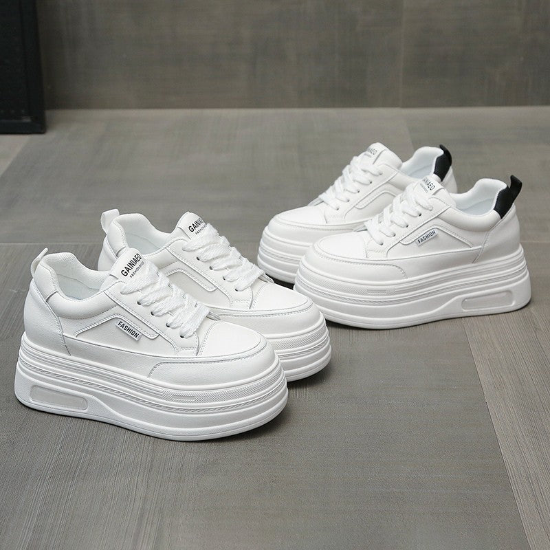 Damen Plateau Sneakers mit ergonomischer Sohle und modischem Design Echo Archiv
