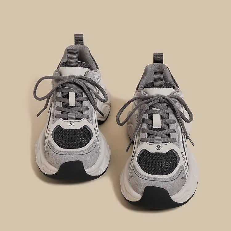 Damen Sportliche und atmungsaktive Sneakers mit dämpfender Sohle Echo Archiv
