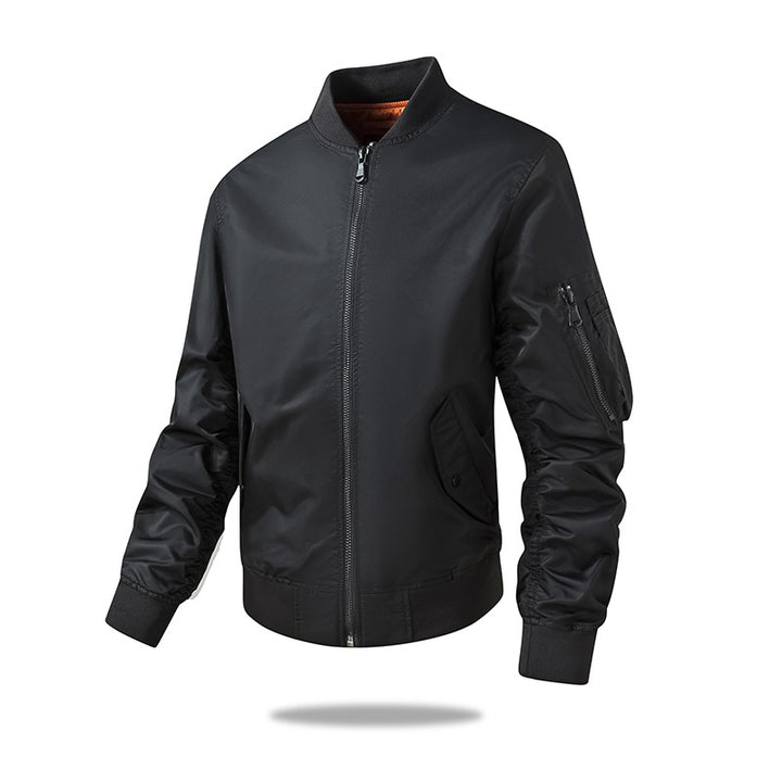 Herren -beschichtete Nylon-isolierte Bomberjacke mit gerüschtem Ärmel-Detail, Reißverschluss-Nutzentasche und Knopfklappen-Eingriffstaschen Echo Archiv