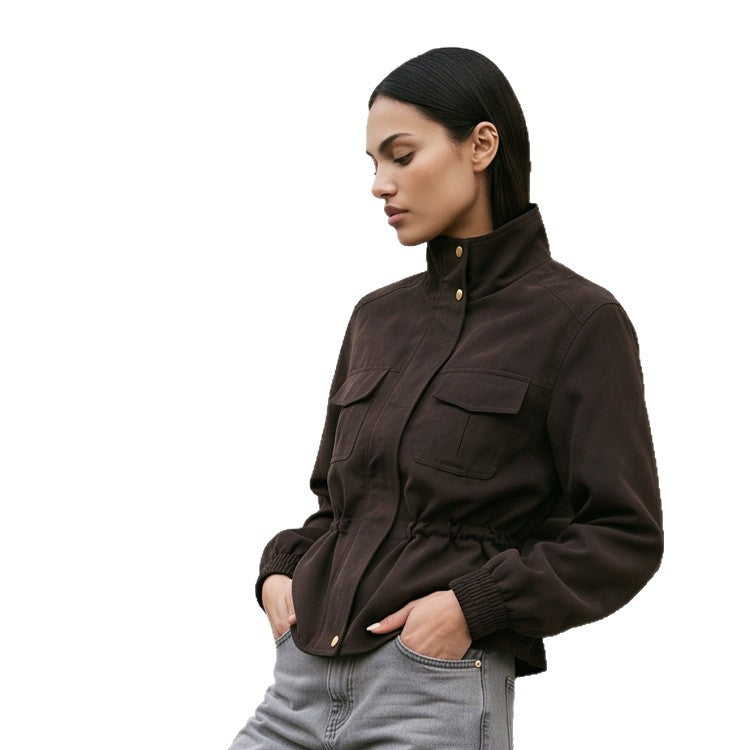 Damen Kurzjacke im Utility‑Stil mit Taillenzug und Stehkragen Echoarchiv