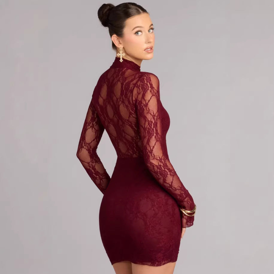 Damen Spitzenminikleid mit hohem Kragen und raffinierten Cut-Out-Details Echo Archiv