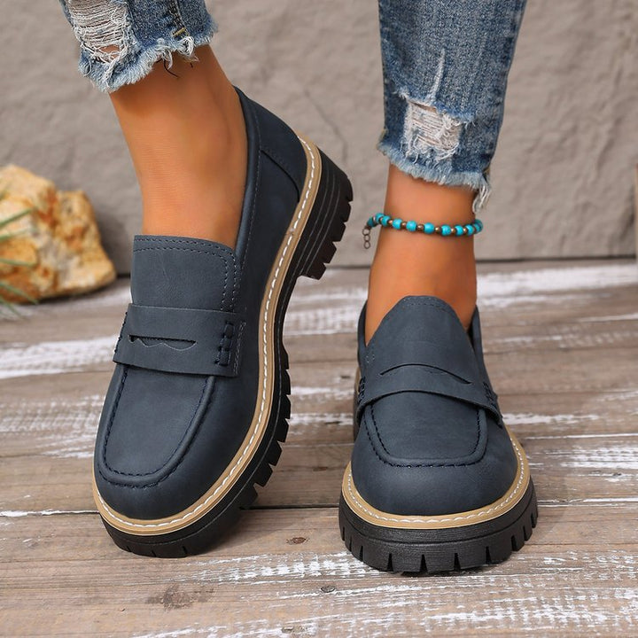 Damen lässiger Chunky-Loafer mit grober Profilsohle gepolstertem Komfortfußbett und dekorativem Steg Echo Archiv