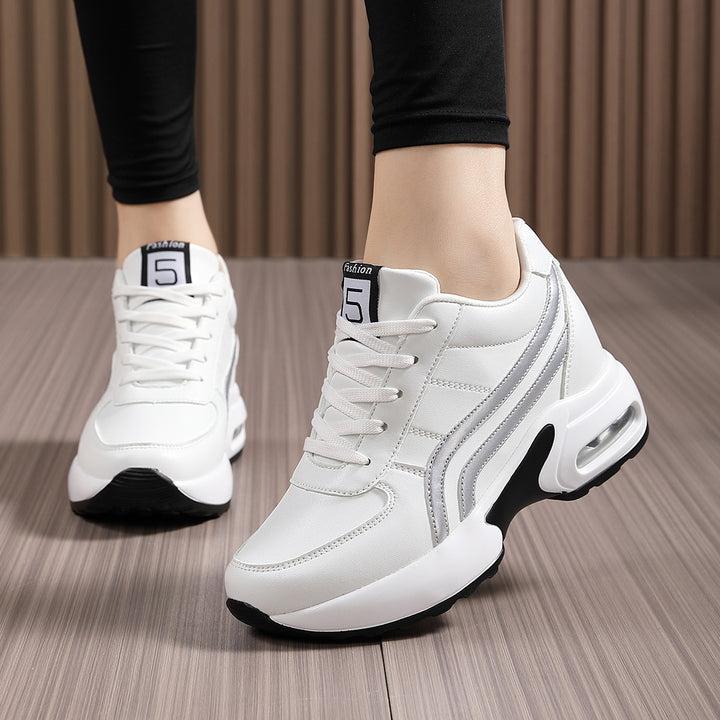 Damen nan Plateau-Sneaker mit sichtbarer Luftkammer, ergonomischer Keilsohle und gepolstertem Knöchelkragen Echo Archiv